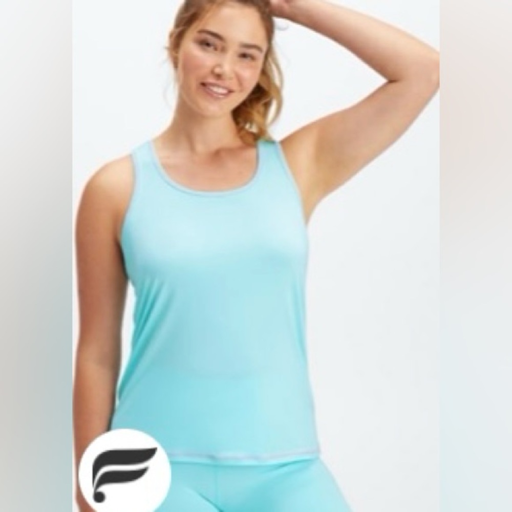 Fabletics Phoenix Lite Racerback Tank in Crystal Wave/Misty Lilac